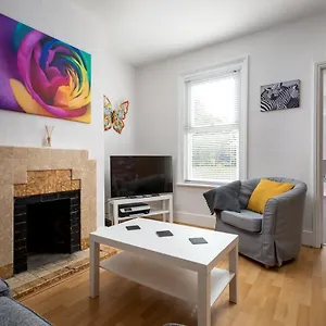 Holiday home Market Street 5 Min Walk To Town Centre, Cheltenham
